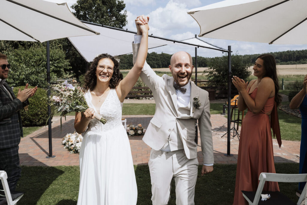 Freie_Trauung_Ringtausch_Kirchseelte_Dreimädelhaus